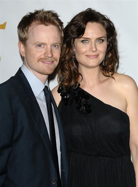 Emily Deschanel’s Life With Husband David Hornsby .